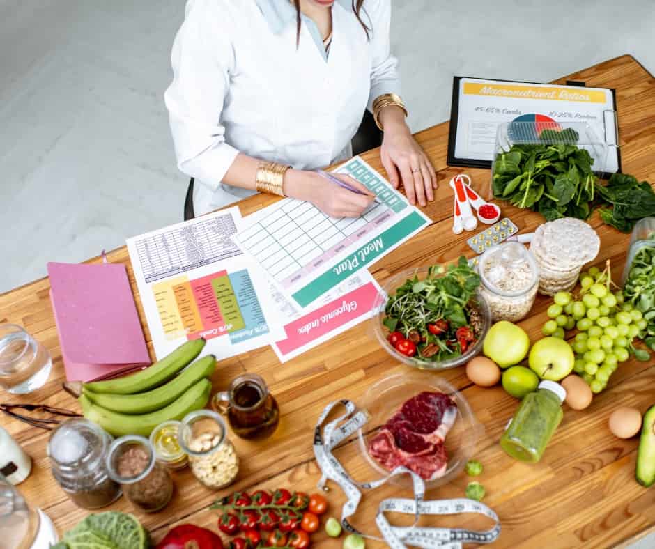 10 Practical Reasons Why You Should Call A Dietician Now